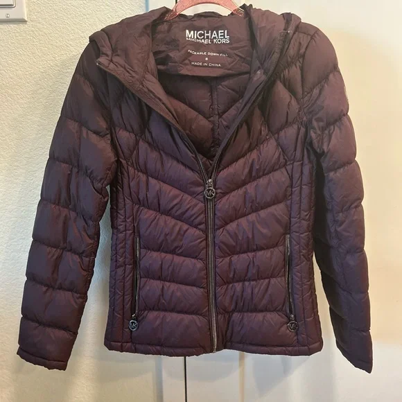 MICHAEL Kors Quilted Hooded packable Puffer Jacket - Plum - Picture 1 of 7